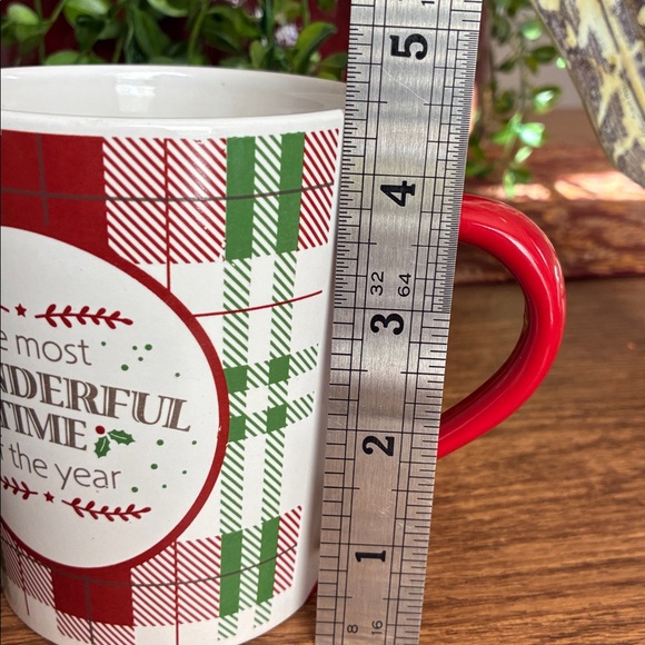 Festive Holiday Mug Set - Green and Red by Royal Norfolk 16 oz - Picture 5 of 8